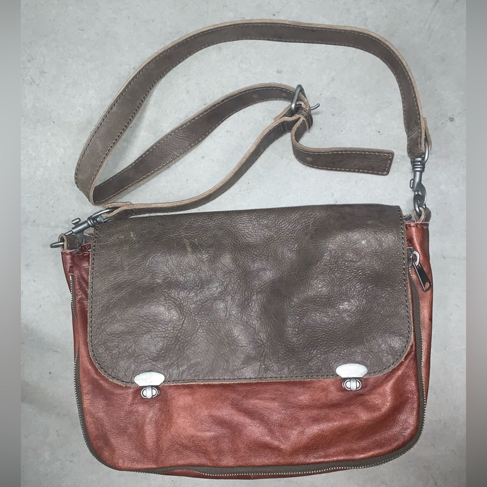 LiebeskindLeather Messenger Bag